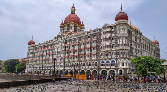 https://itineraryguy.com/wp-content/uploads/2023/12/colaba-540x300.jpg